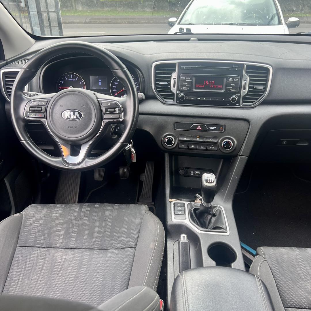 KIA SPORTAGE