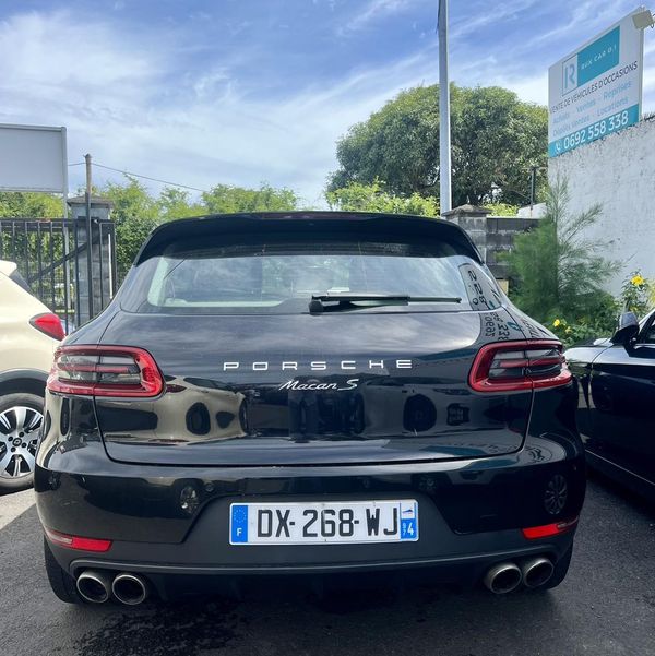 PORSCHE MACAN S