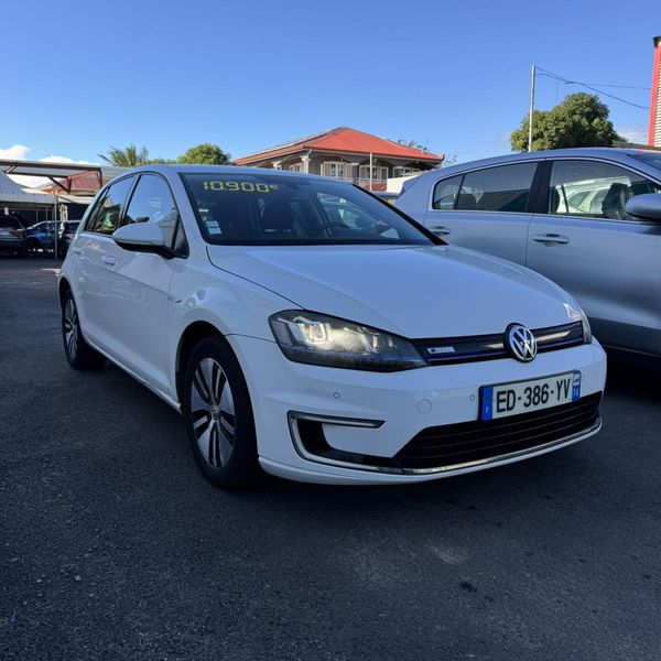 VOLKSWAGEN E-GOLF