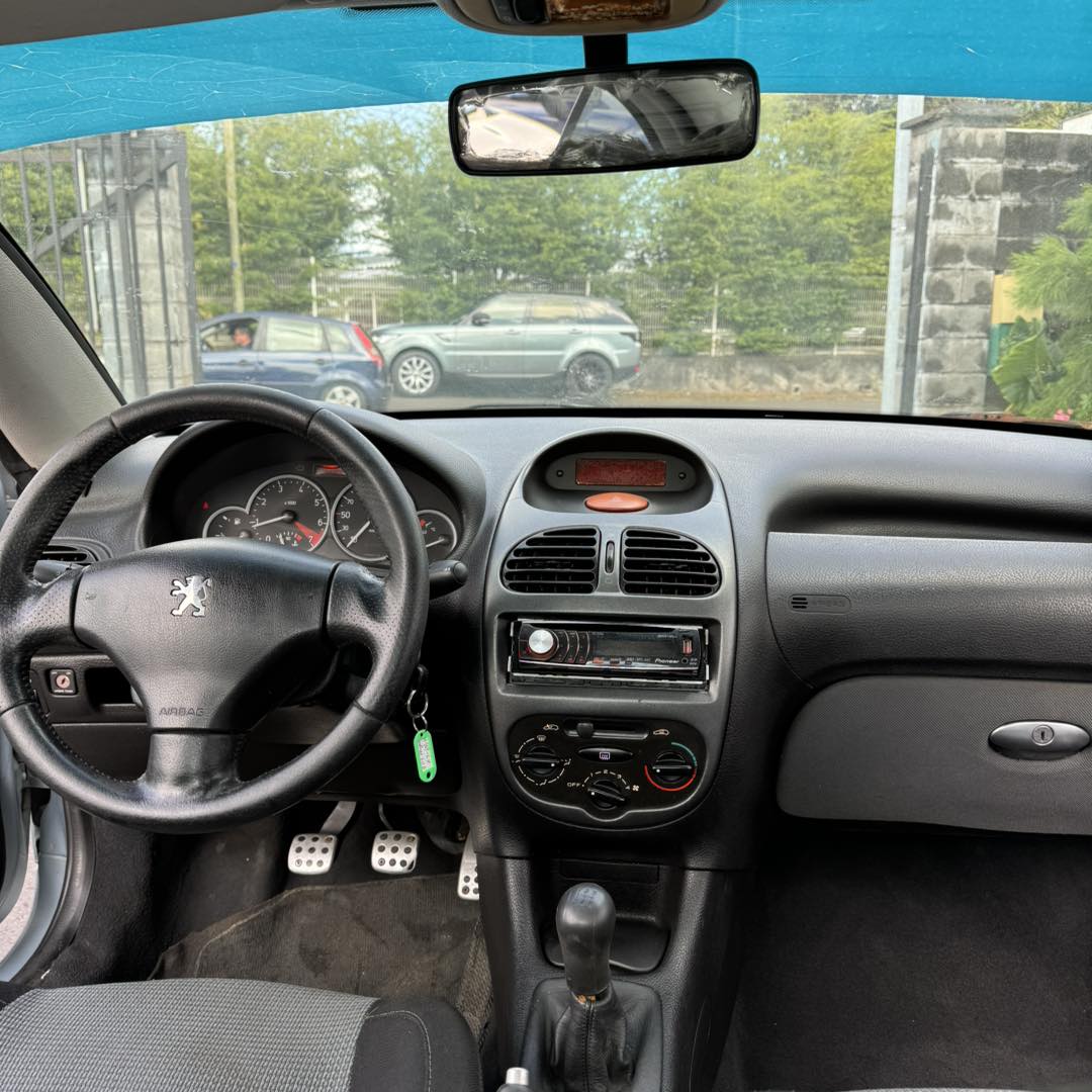 PEUGEOT 206 cc