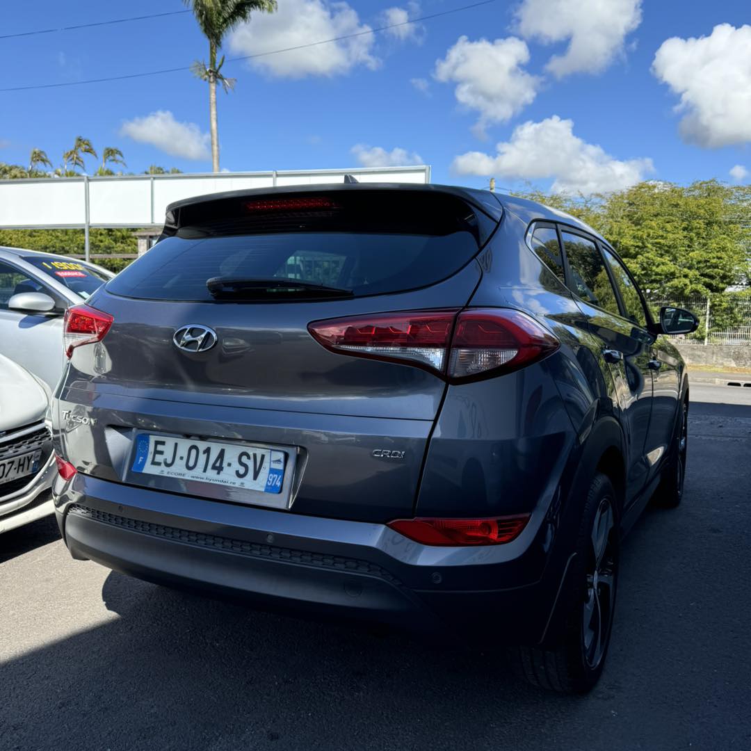 HYUNDAI TUCSON