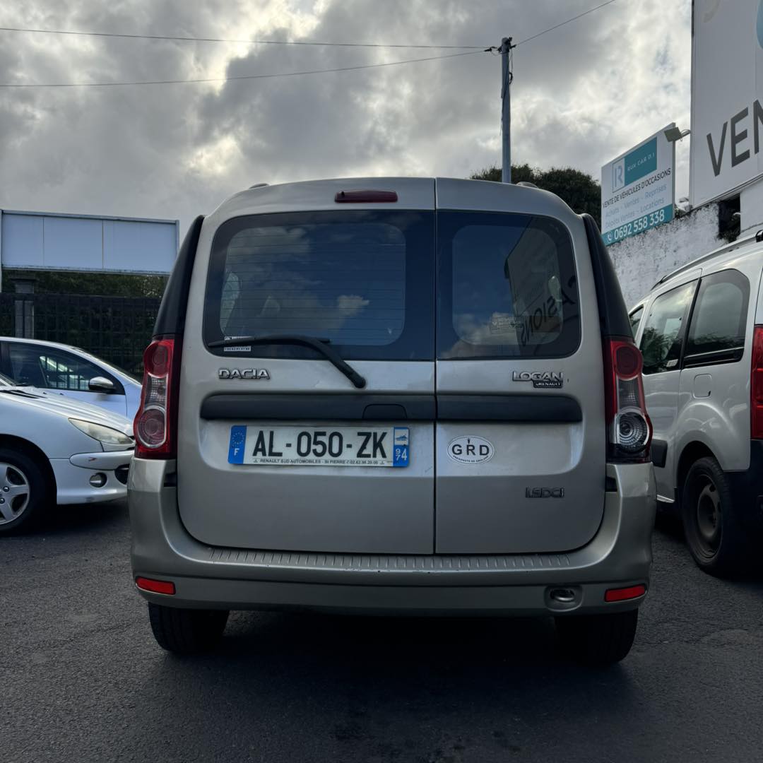 DACIA LOGAN 7 PLACES