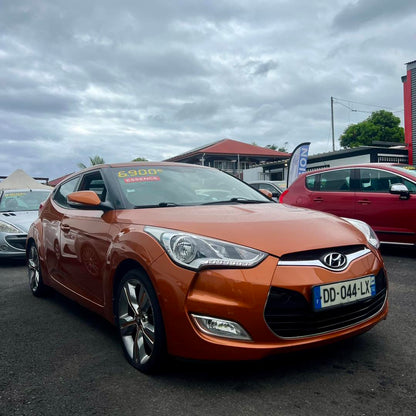 HYUNDAI VELOSTER