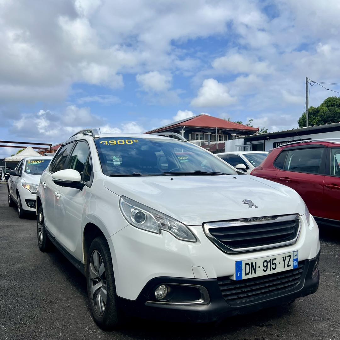 PEUGEOT 2008