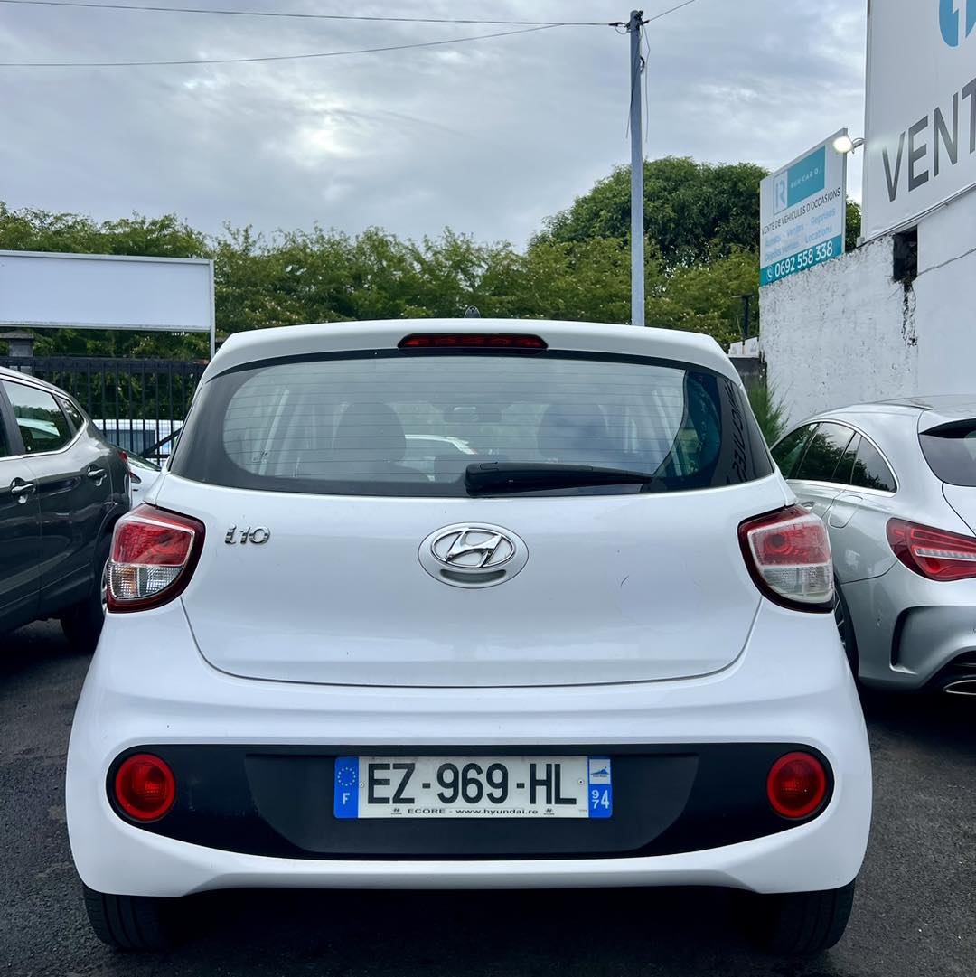 HYUNDAI I10