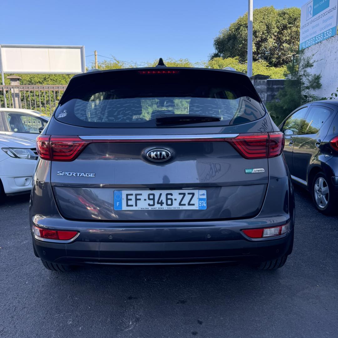 KIA SPORTAGE