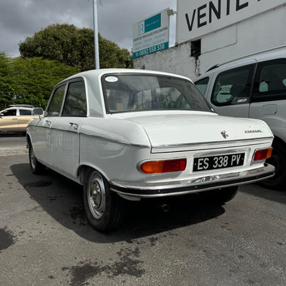 PEUGEOT 204