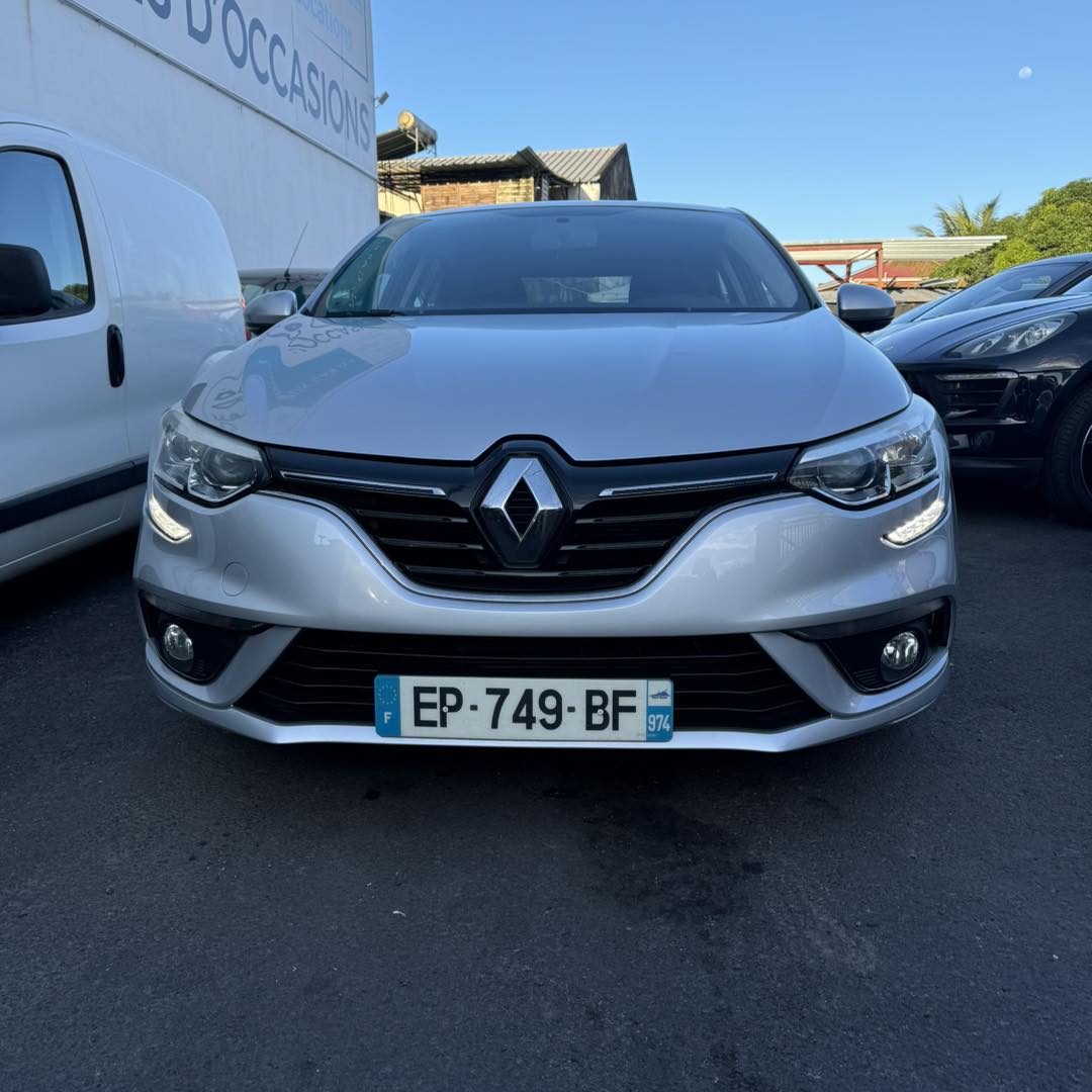 RENAULT MEGANE IV