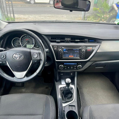 TOYOTA AURIS D4D